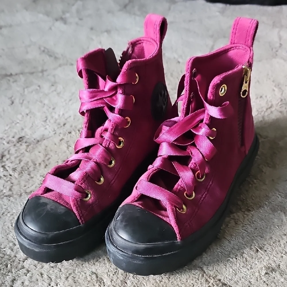 Chuck Taylor All Star Lugged Lift Platform Velvet
